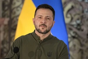 За словами президента, на початку зустрічі українська делегація наполягала на встановленні режиму тиші у небі, на морі