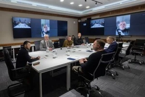 За словами глави держави, Україна була готова до тиші в небі та на морі, але США запропонували тишу й на землі