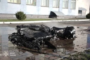 Падіння уламків збитого ворожого дрона зафіксовано на території школи по вул. Путивльська у Деснянському районі Києва