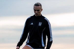 Лікарі діагностували у Таловєрова ушкодження колінного суглоба