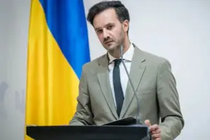 Речник МЗС на брифінгу назвав указ Путіна нікчемним 