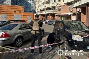 У результаті проведених заходів поліцейські виявили автомобіль нападника та затримали стрілка