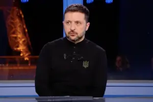 За словами президента, на фоні масованих атак недоречно говорити про послаблення тиску на Росію