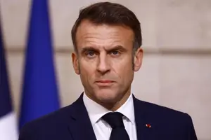 Макрон зробив заяву після закінчення саміту «коаліції охочих»