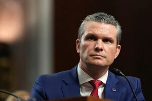 Глава Пентагону Гегсет: Ніхто не надсилає текстові повідомлення про військові плани