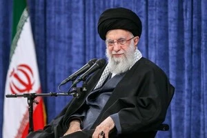 Алі Хаменеї раніше казав, що його країна не буде комунікувати зі Сполученими Штатами