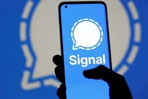 Signal наразі публічно не коментував ситуацію. Тим часом уряд США розпочав розслідування інциденту, в межах якого було розкрито деталі щодо часу атаки