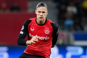 У складі юнацької команди «фармацевтів» на рахунку Степанова у нинішній кампанії 23 поєдинки (17 голів, три асисти)