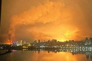 Дніпро у вогні після атаки окупантів