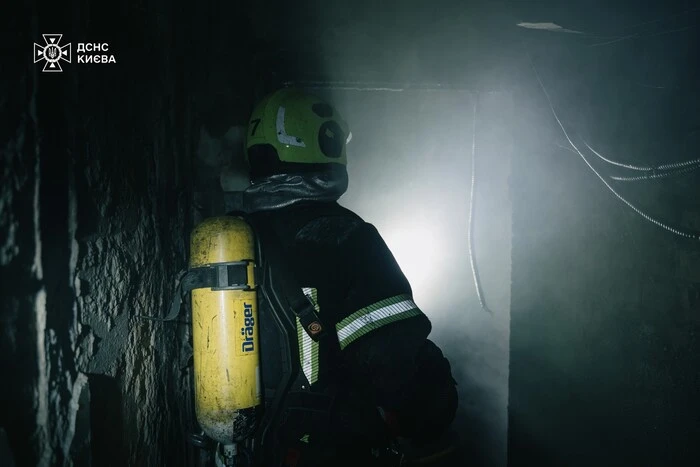 У столиці вночі горів гуртожиток (фото)
