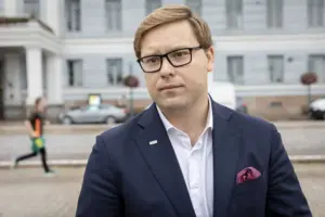 Кандидат у мери Гельсінкі писав для російськомовної «Фінської газети», ще коли вона мала назву «Спектр» і зокрема поширювала антиукраїнську пропаганду
