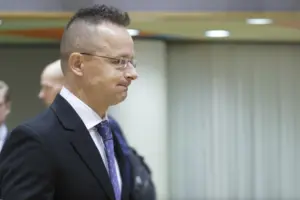 Сіярто: «Для нас це червона лінія»