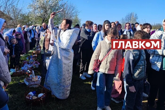 Перший Великдень в Українській церкві. Фоторепортаж із Вендичан на Вінниччині