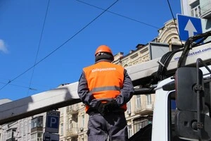 Столична влада анонсувала черговий етап демонтажу реклами: перелік локацій