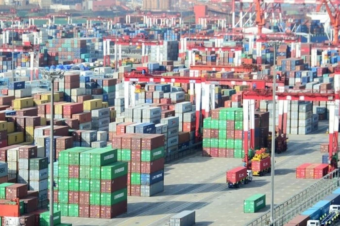 Китай застеріг країни від укладення торгових угод із США