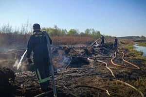 Біля Гостомеля горять торфовища