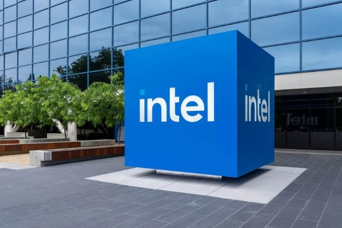 Компанія Intel позбавить роботи тисячі співробітників