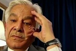 Глава пакистанського Мінборони Хаваджа Асіф поспілкувався із американськими журналістами