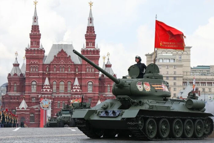 Путін заборонив нести яйця на парад 9 травня 