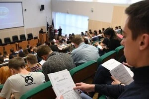 Чоловіки використовують систему профтеху для уникнення призову, тож новий закон покликаний унеможливити подібне 