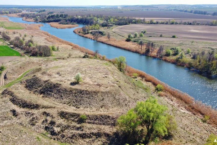 Тур вихідного дня. Чому варто відвідати давньоруське городище на Київщині