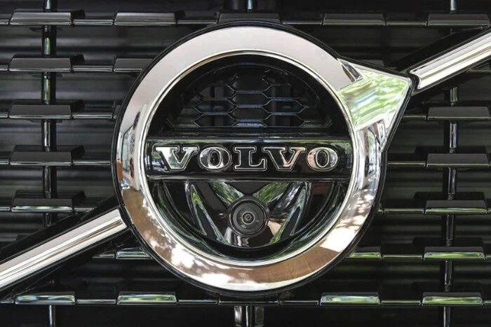Volvo готує масові звільнення співробітників через падіння попиту на автомобілі