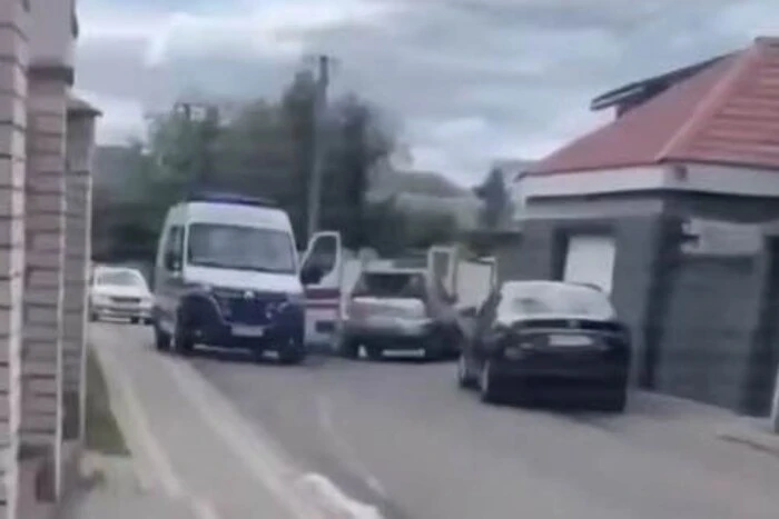 Під Києвом сталася стрілянина, є загиблі. Стрілок здався поліцейським