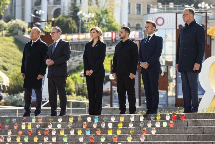Європейські лідери разом із Зеленським вшанували пам'ять загиблих воїнів (фото, відео)