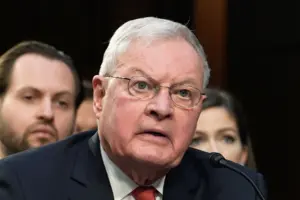 Спершу має замовкнути зброя, а потім настане час для перемовин, упевнений Келлог