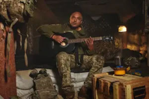 Особиста історія Мирослава, втілена у пісні «Мамо» є нагадуванням про найміцніший зв'язок у світі – зв'язок між матір'ю та дитиною