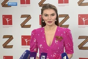 У 2022 році, після початку вторгнення Росії в Україну, низка країн ввела персональні санкції проти Кабаєвої