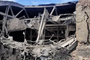 У Сумах окупанти вдарили по промисловому об’єкту: є загиблі та поранені