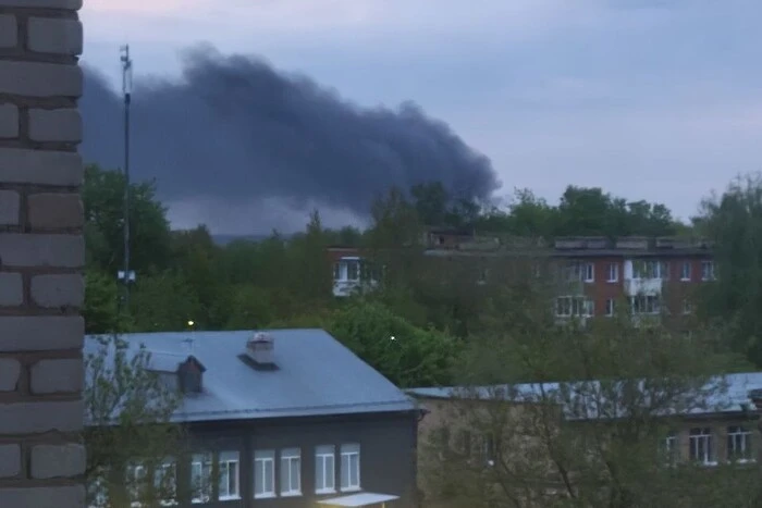 У Підмосков’ї масштабна пожежа: палають склади