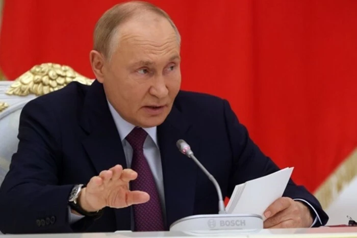 Кремль почав готувати росіян до провалу переговорів у Стамбулі. Медіа отримали методички