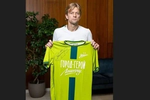 Тимощук з 2017 року працює асистентом головного тренера пітерського футбольного клубу «Зеніт»