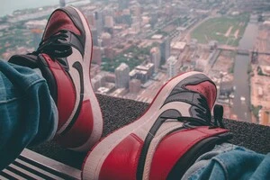 Чоловічі кросівки для різних потреб