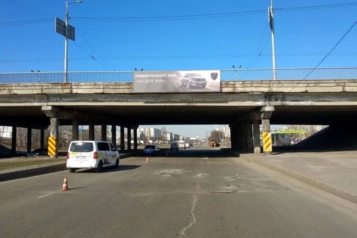 Рух транспорту на перетині Лугової та Богатирської відновлено з 23 травня