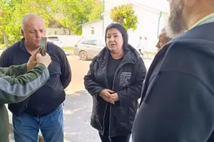 Мати загиблого захисника Оксана їхала на могилу до сина, але її водій висадив з автобуса