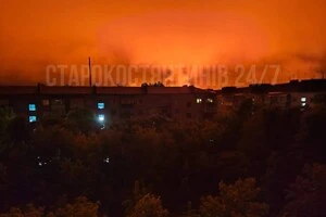Небо палало: з’явились фото нічної атаки на Старокостянтинів
