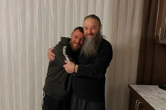 Ломаченко опублікував фото зі скандальним митрополитом Московської церкви