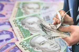 Протягом квітня 2025 року сума державного та гарантованого державою боргу України збільшилась