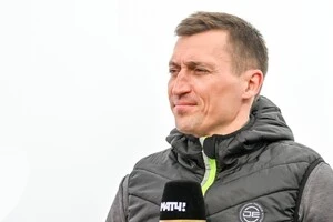 Легкову байдуже під яким прапором змагатися