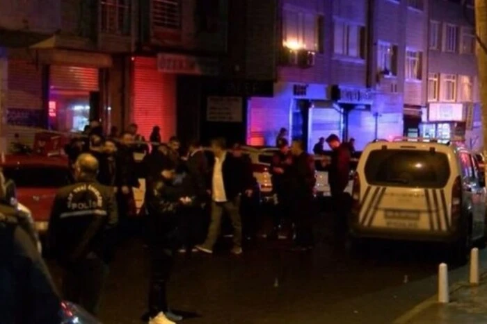 У Стамбулі граната вибухнула у нічному клубі: є постраждалі