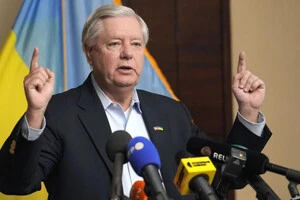 Сенатор США емоційно звернувся до росіян