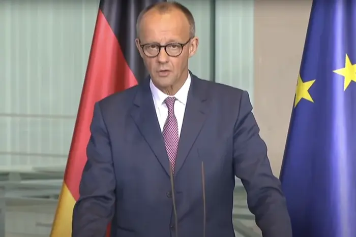 Німеччина профінансує виробництво української далекобійної зброї – Мерц