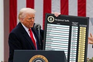 Закон не надає президенту права запроваджувати мита майже на весь світ