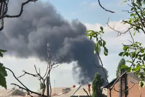 РФ атакувала Запоріжжя. Внаслідок цього спалахнула пожежа