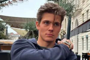 Розенталс у 2023 році здобув дві срібні медалі на молодіжному чемпіонаті світу