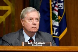 Грем: Настав час для світу рішуче діяти проти агресії Росії, притягнувши Китай та інших до відповідальності за купівлю дешевої російської нафти