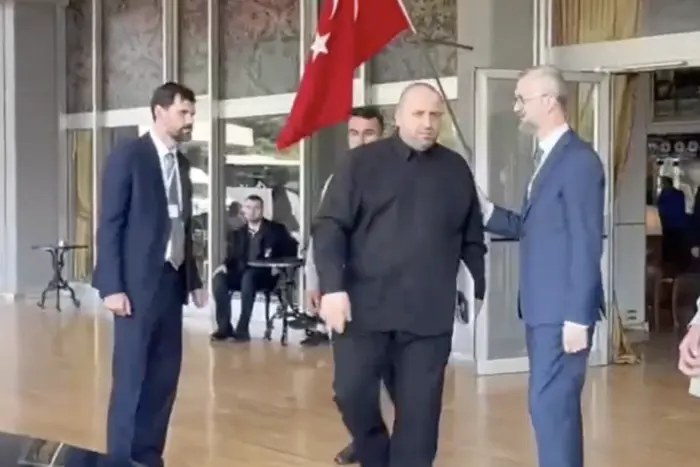 Українська делегація прибула до Туреччини на переговори